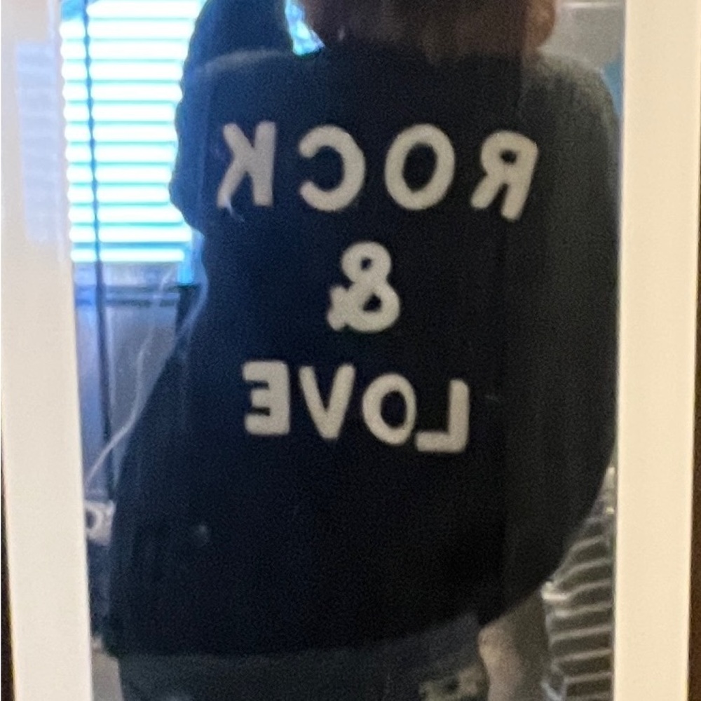 Elan Cardigan. Rock &Love